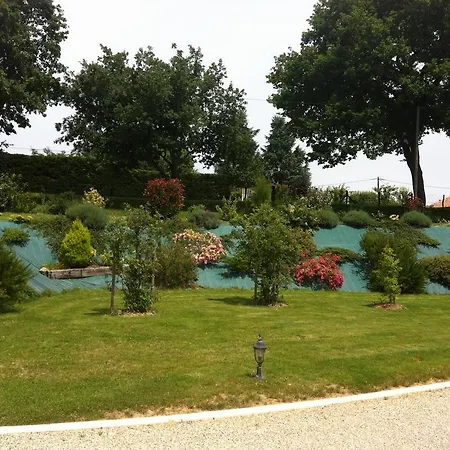Le Clos Castel -chambre D'hôtes - équipé Casteljaloux